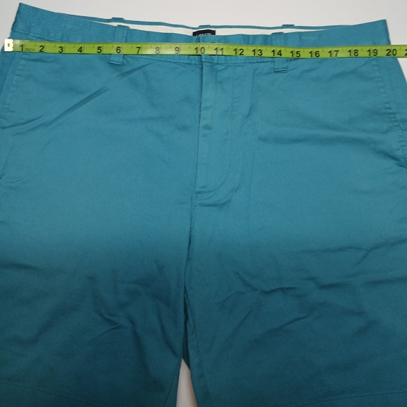 J.Crew Men’s 9” Classic Fit Shorts | Size 38 | Teal Blue - Picture 5 of 7